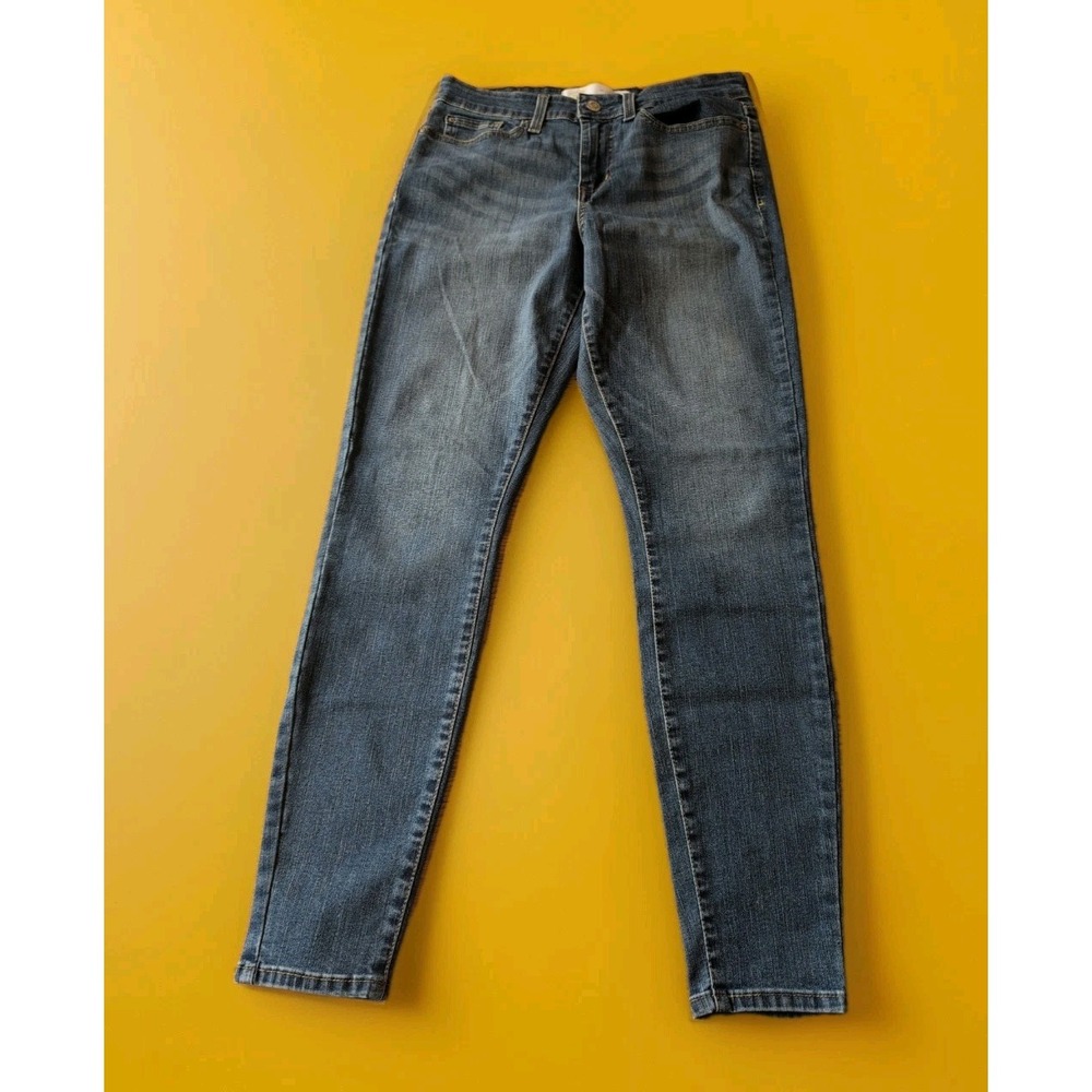 Signature Levi Jeans Sz 8M (29X30) Mid Rise Skinny Jeans